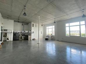 250 NW 23rd St #409