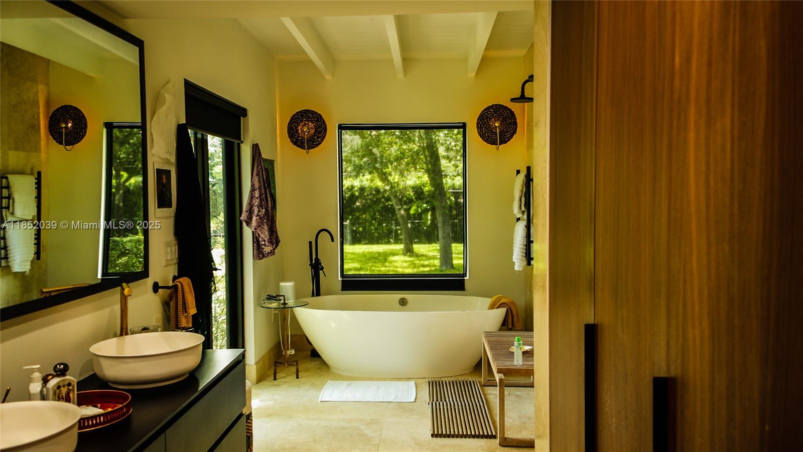 10700 Old Cutler Rd Coral Gables, FL 33156 10700 Old Cutler Rd Coral Gables, FL 33156