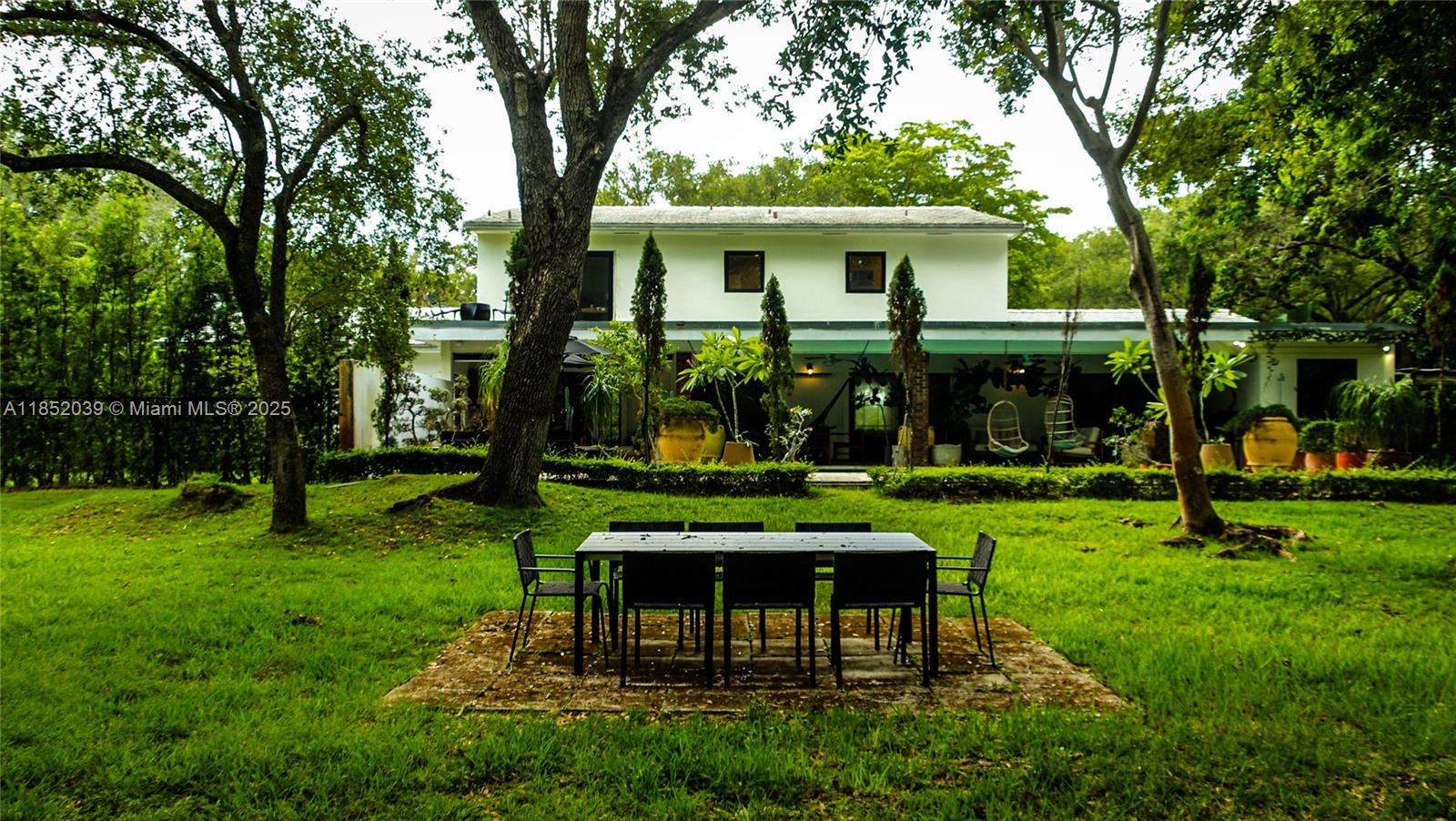 10700 Old Cutler Rd Coral Gables, FL 33156 10700 Old Cutler Rd Coral Gables, FL 33156