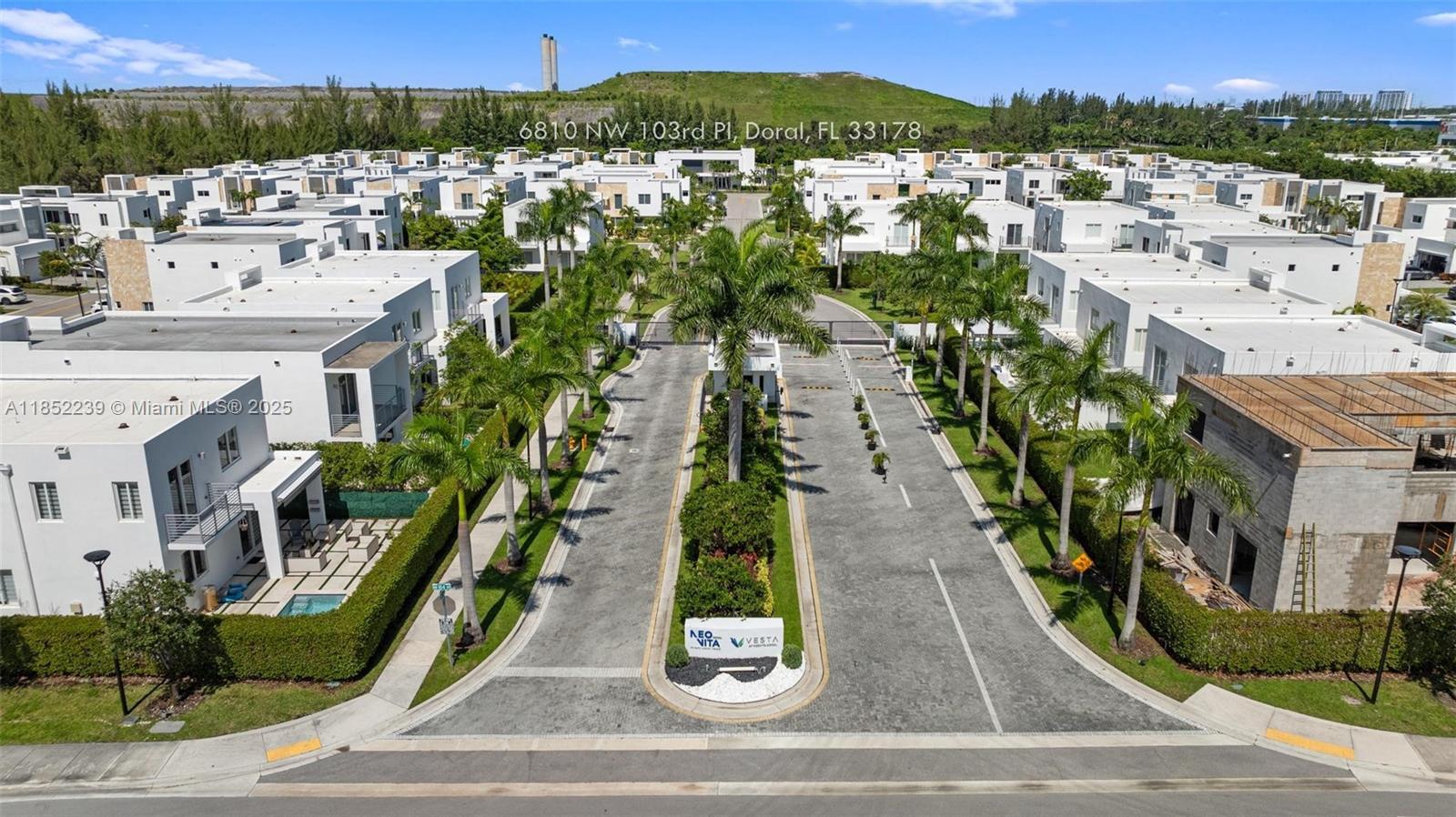 6810 NW 103rd Pl Doral, FL 33178