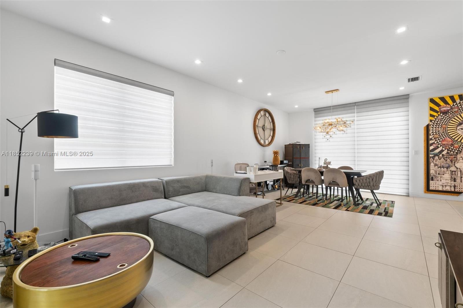 6810 NW 103rd Pl Doral, FL 33178