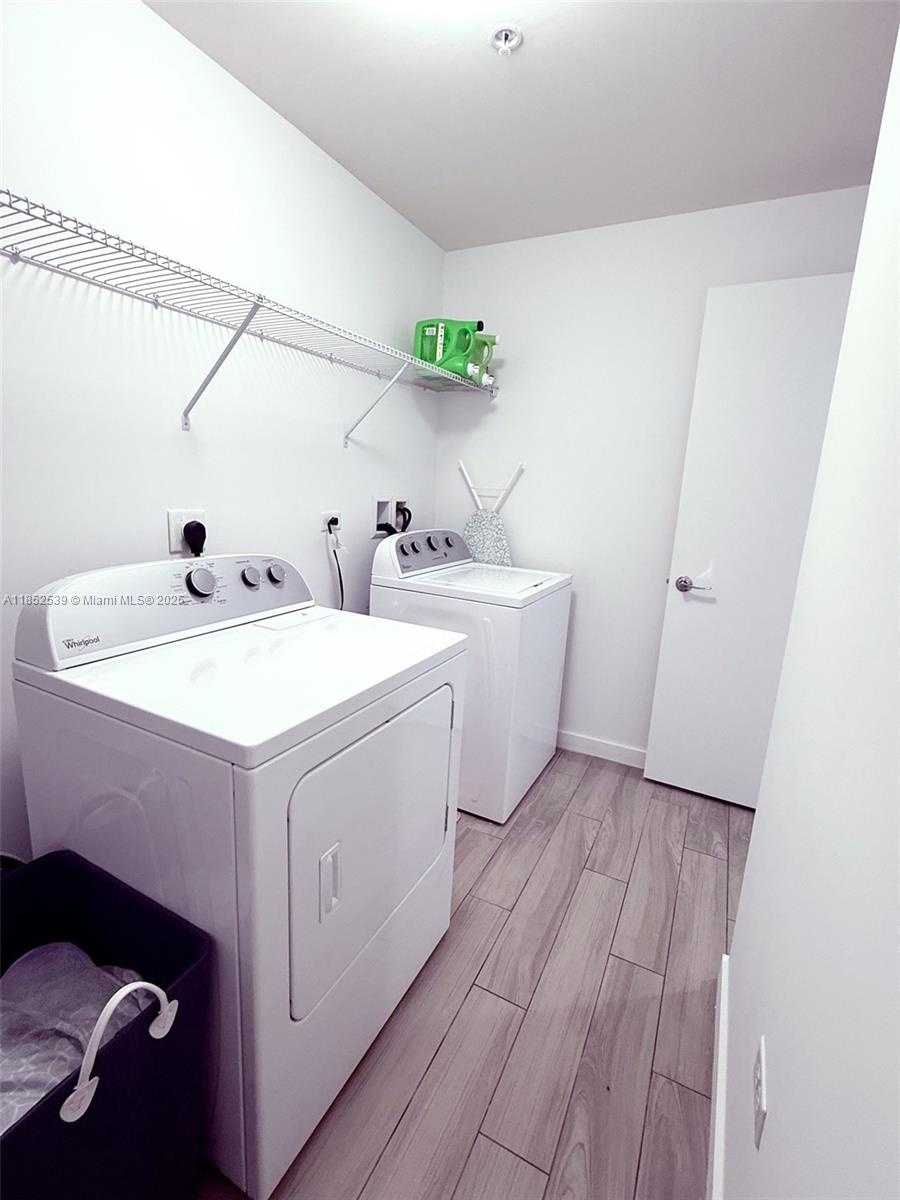image Nine At Mary Brickell Vil14