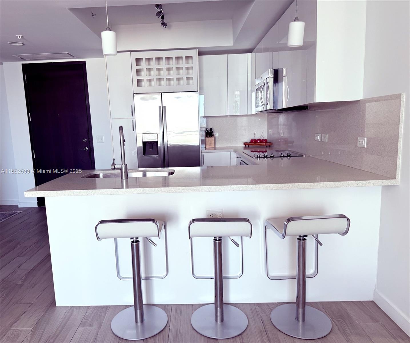 image Nine At Mary Brickell Vil5