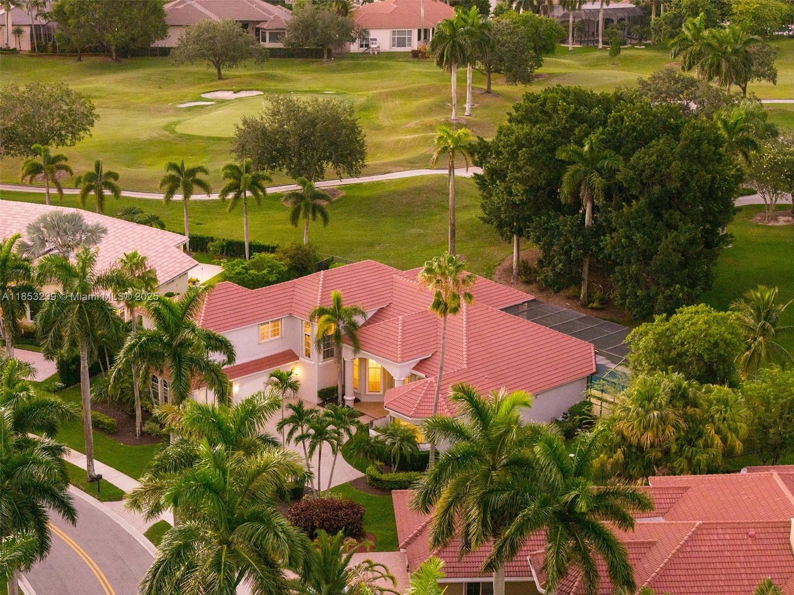 2438 Poinciana Ct Weston, FL 33327