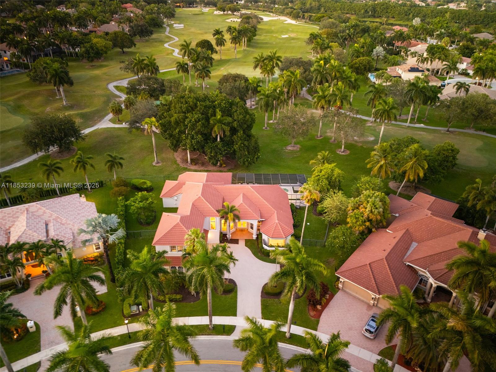 2438 Poinciana Ct Weston, FL 33327