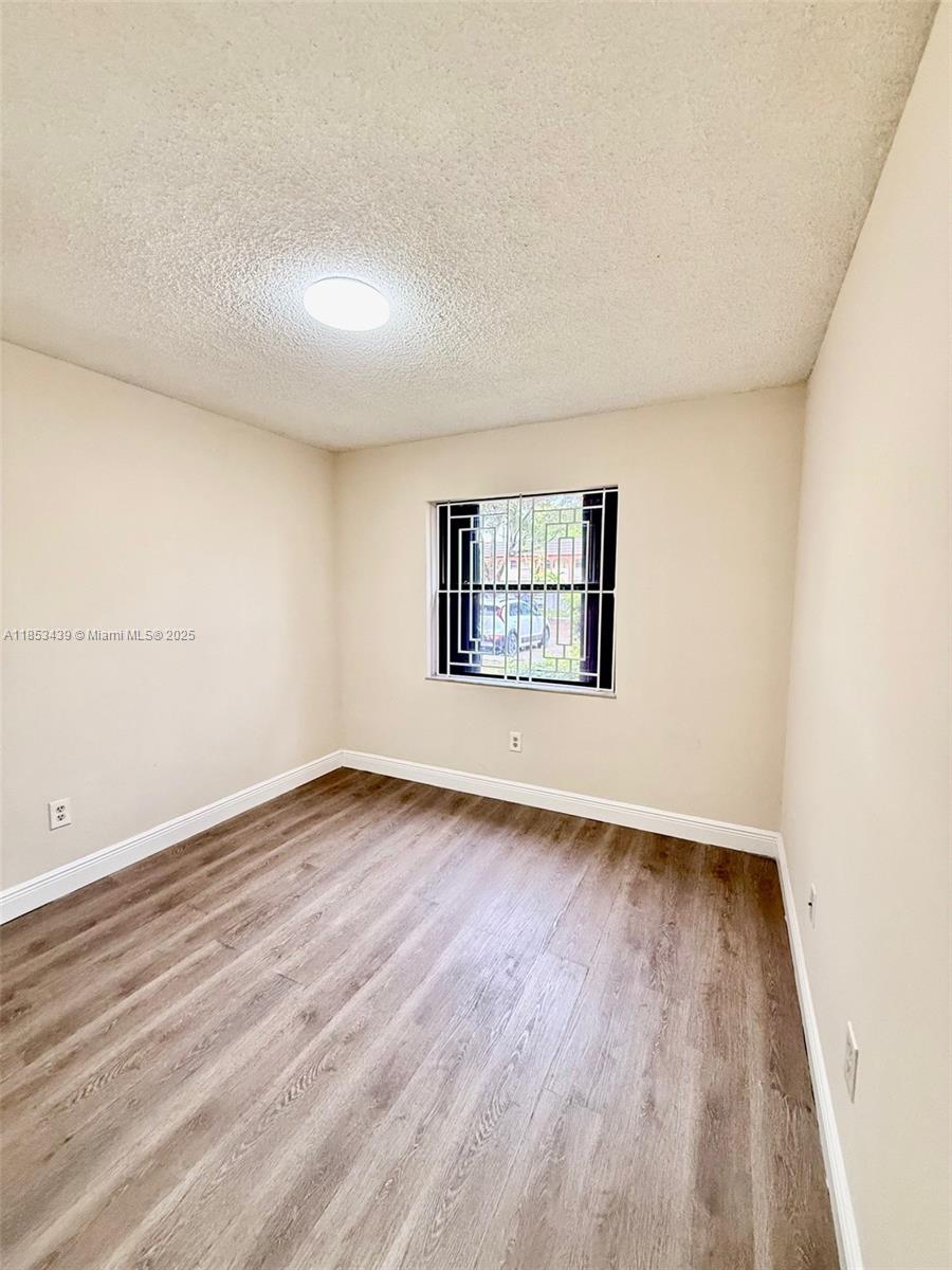 905 NE 209th St #102-30 Miami, FL 33179