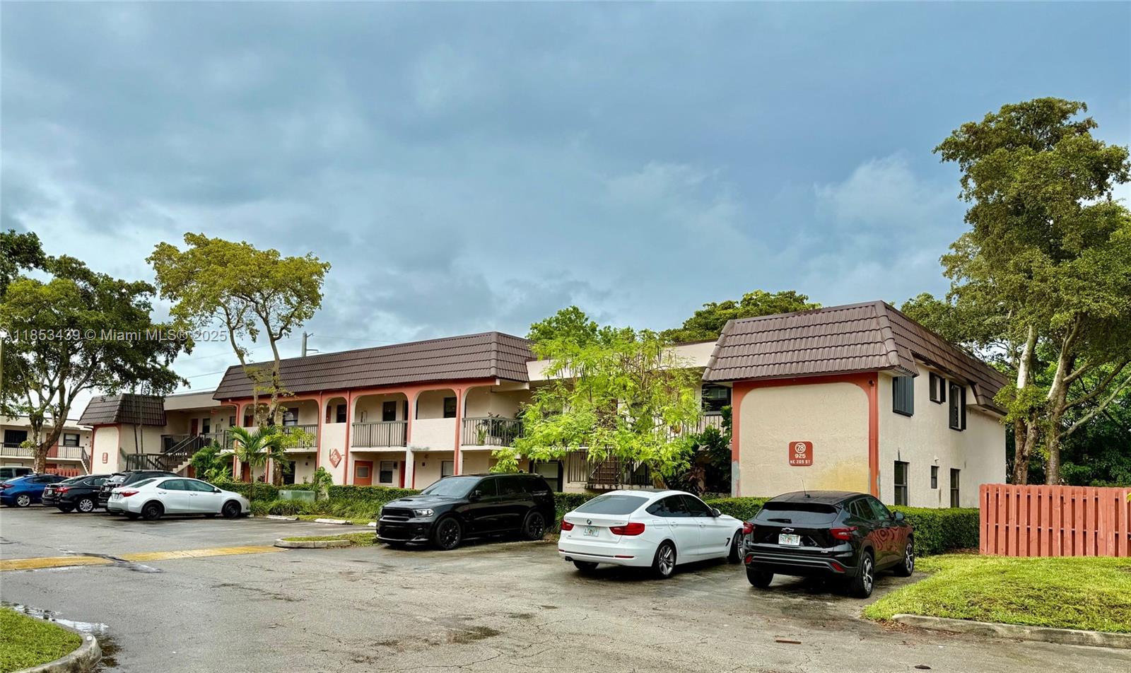 905 NE 209th St #102-30 Miami, FL 33179