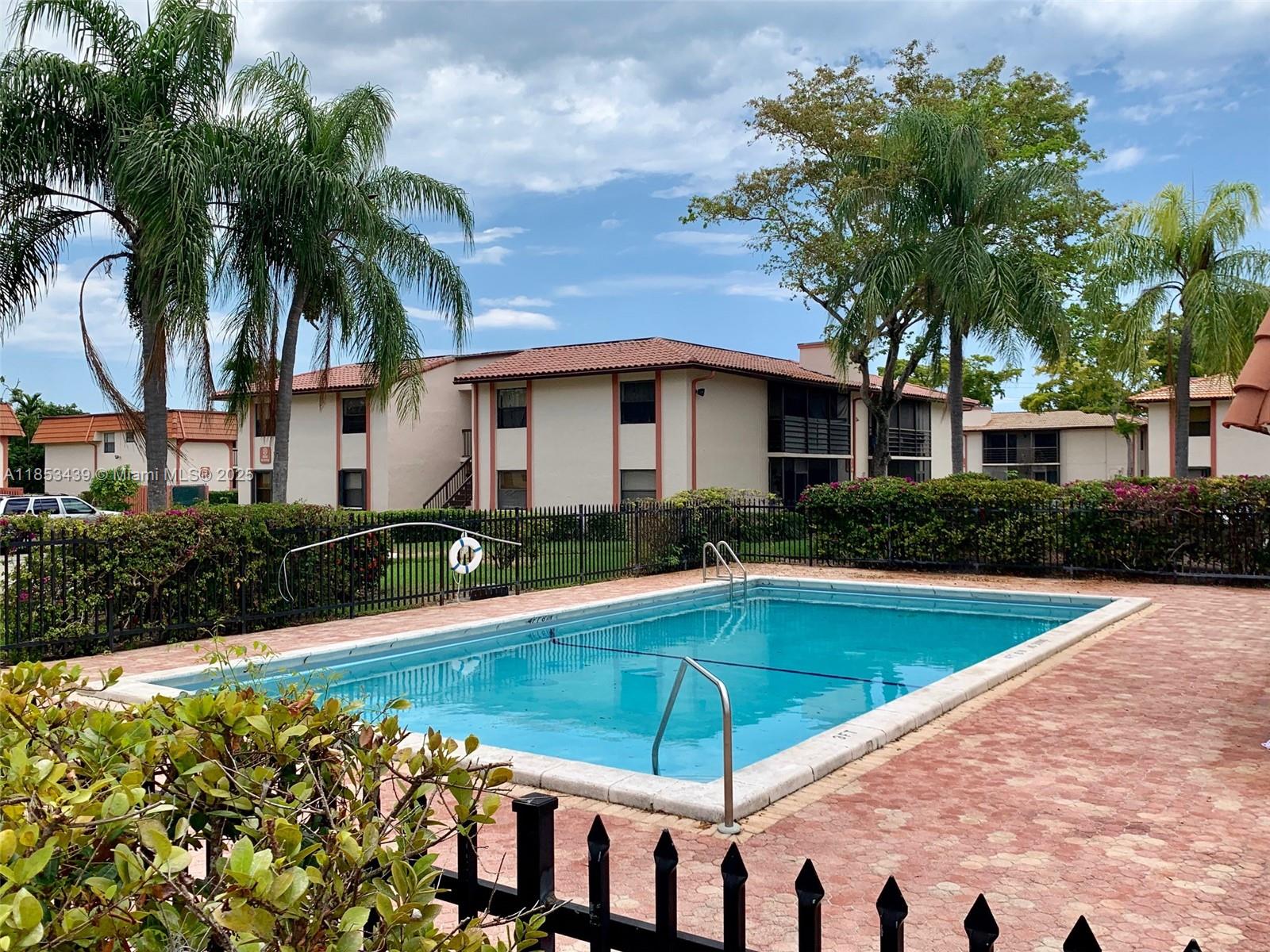 905 NE 209th St #102-30 Miami, FL 33179