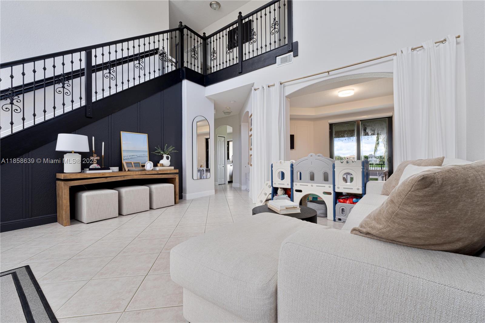 16258 SW 68th Ter