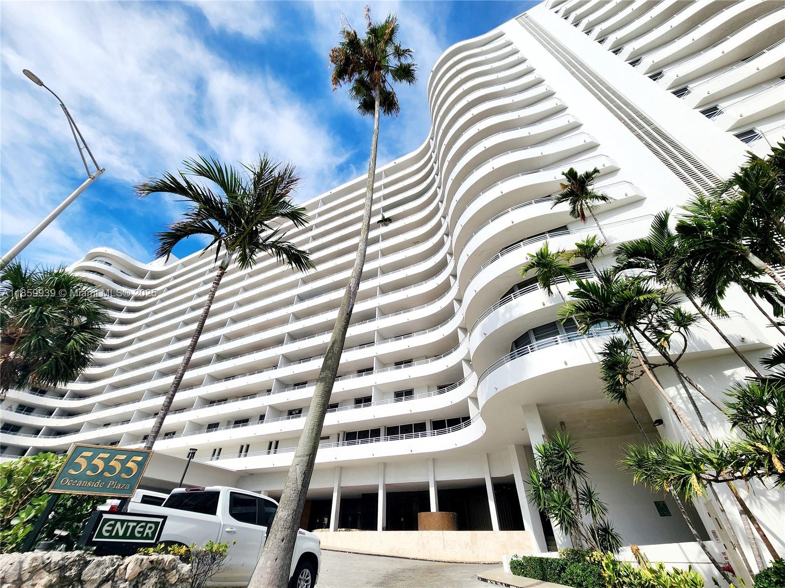 5555 Collins Ave #9S