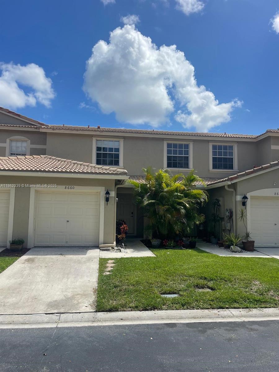 8660 S Southgate Shores Cir