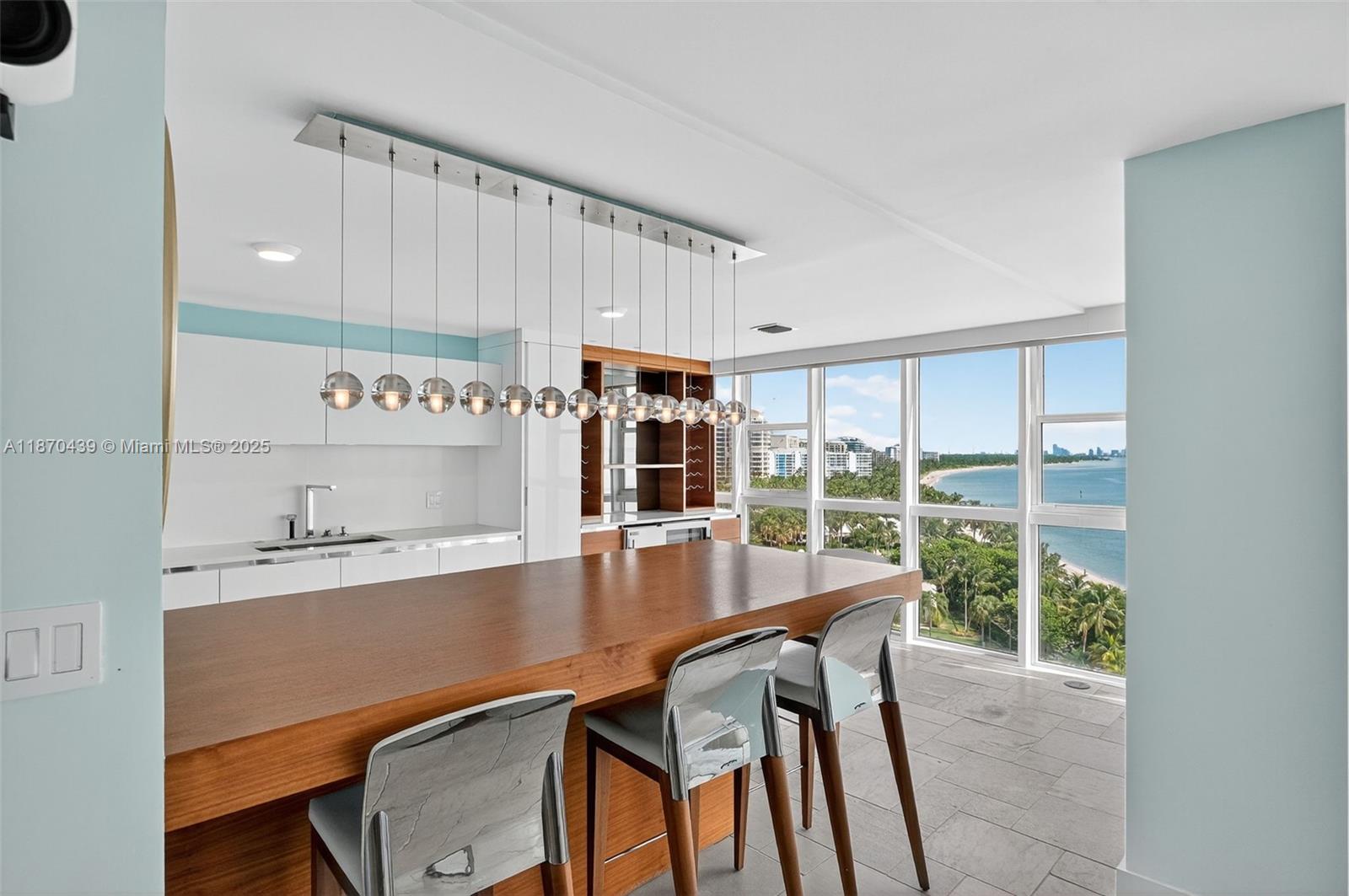 image Mar Azul Condo11