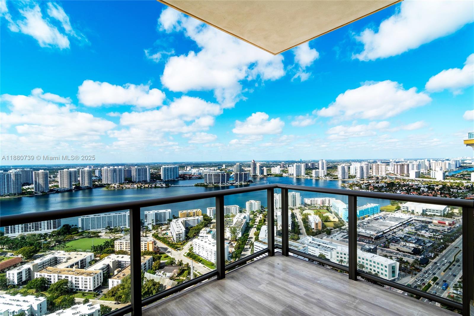 image Mansions At Acqualina36