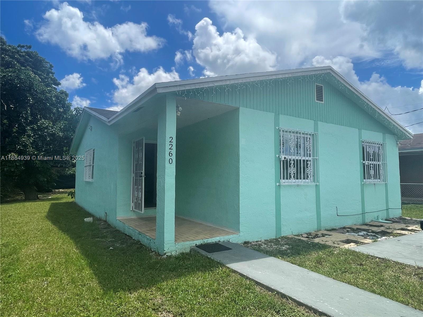 2260 NW 61st St