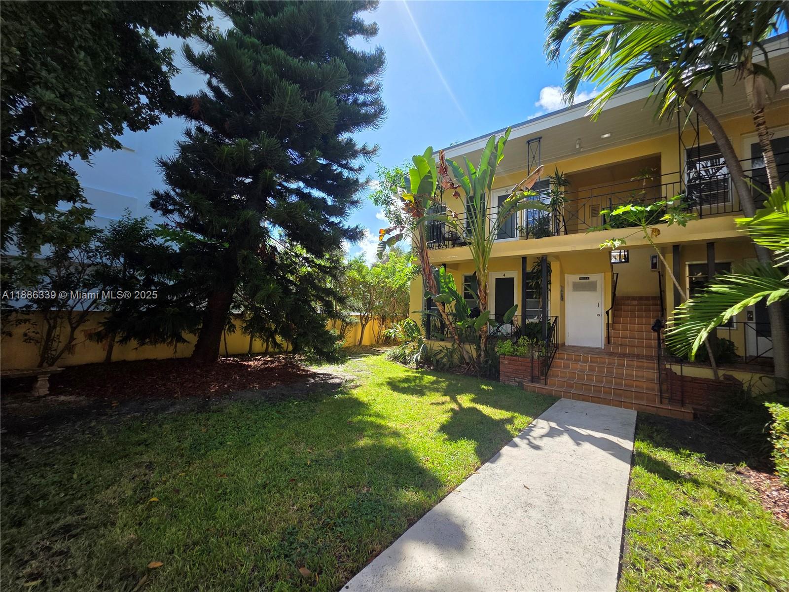8024 Harding Ave #8