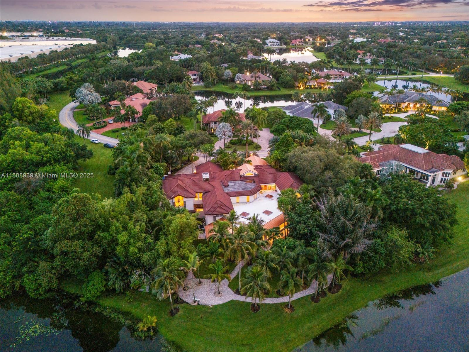 2941 Paddock Ln Weston, FL 33331 2941 Paddock Ln Weston, FL 33331