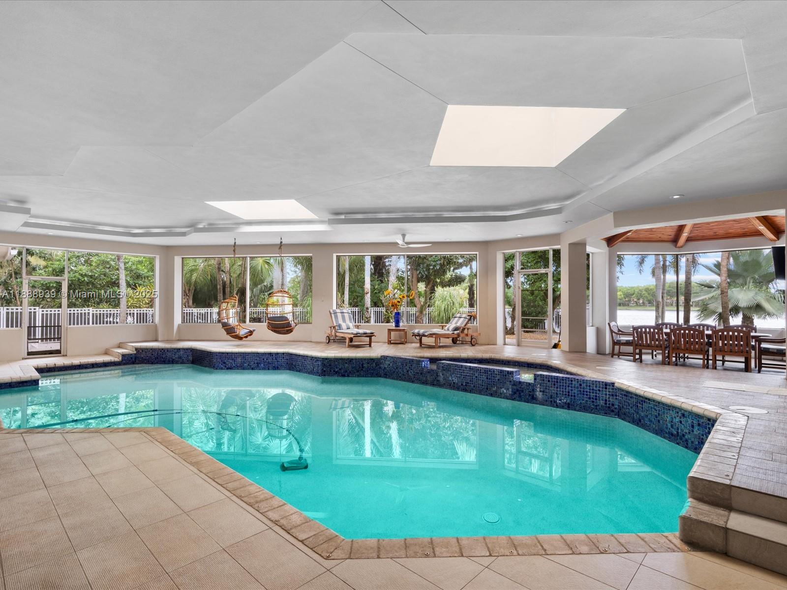 2941 Paddock Ln Weston, FL 33331 2941 Paddock Ln Weston, FL 33331