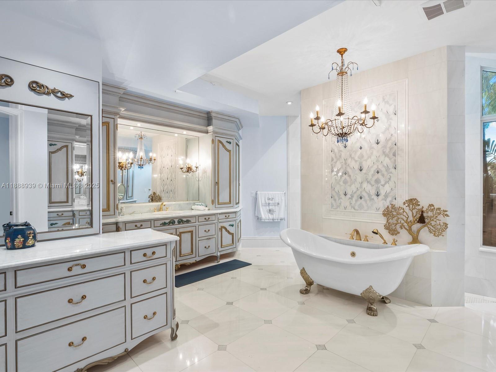 2941 Paddock Ln Weston, FL 33331 2941 Paddock Ln Weston, FL 33331