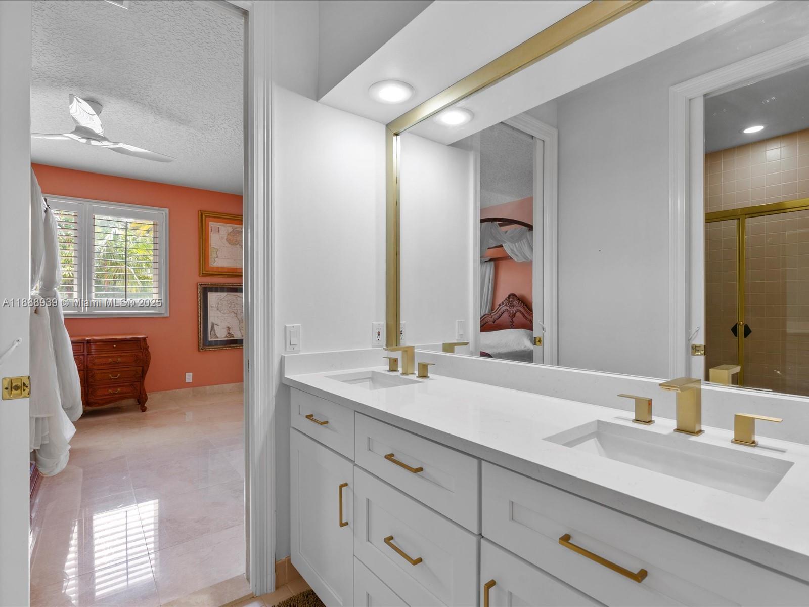 2941 Paddock Ln Weston, FL 33331 2941 Paddock Ln Weston, FL 33331