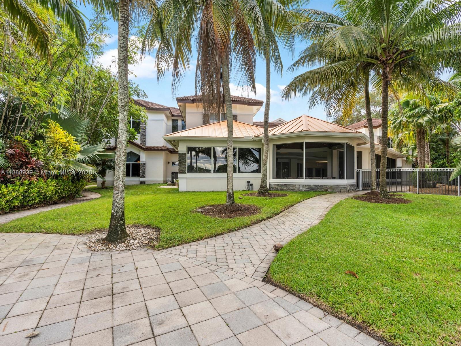 2941 Paddock Ln Weston, FL 33331 2941 Paddock Ln Weston, FL 33331