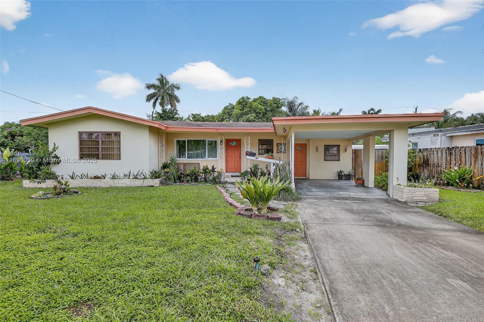 160 NW 34th St