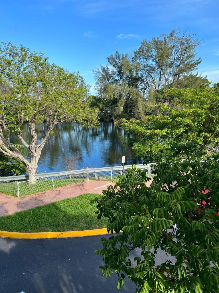 1200 NE Miami Gdns Dr #220W