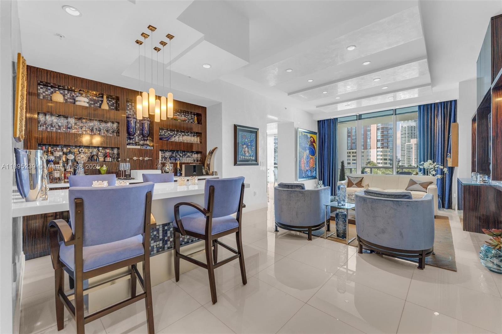 image Continuum On South Beach2