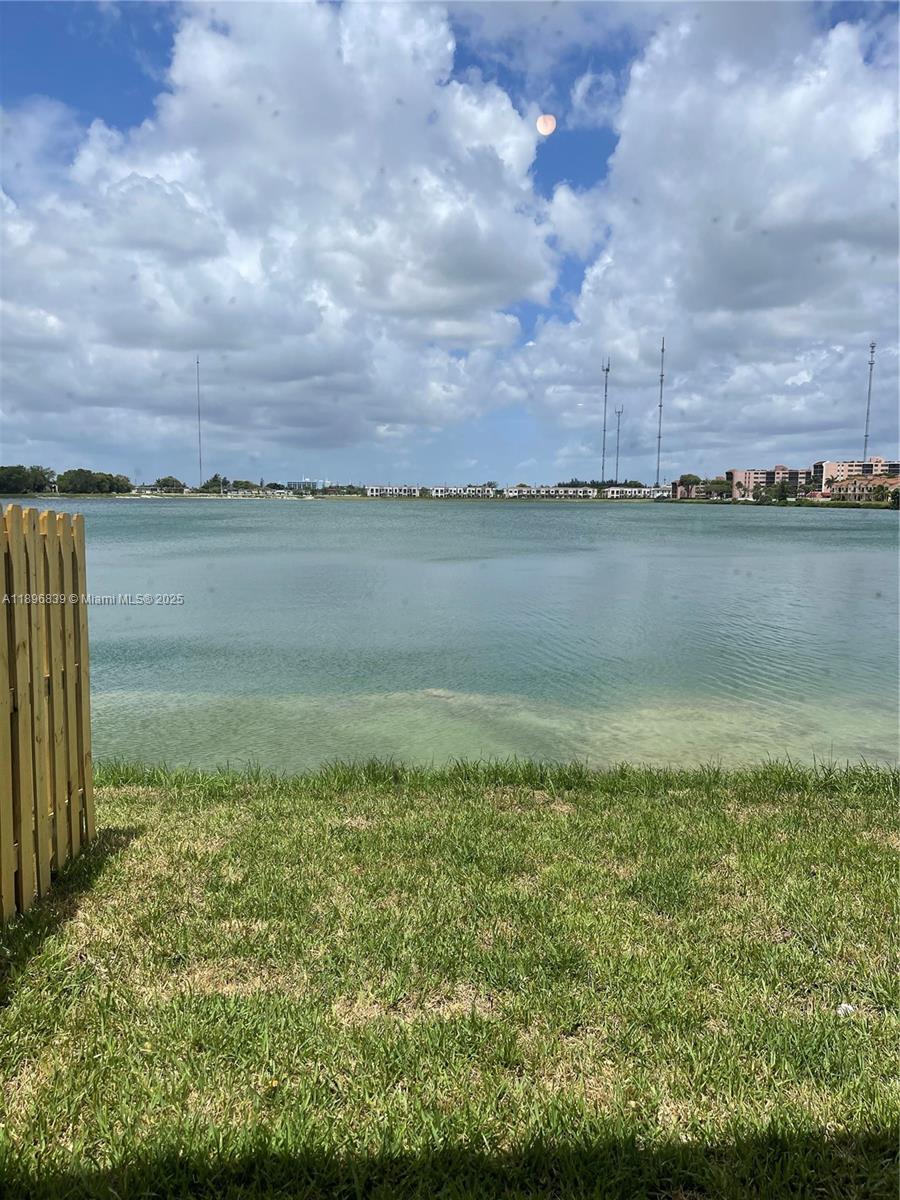 20588 NE 5th Pl #-