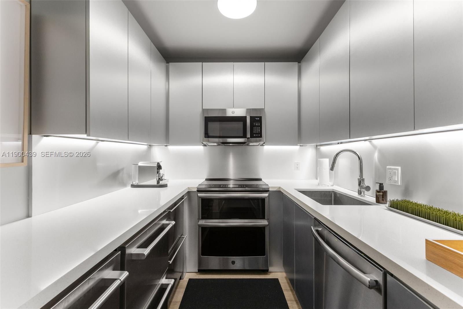 image South Bay Club24