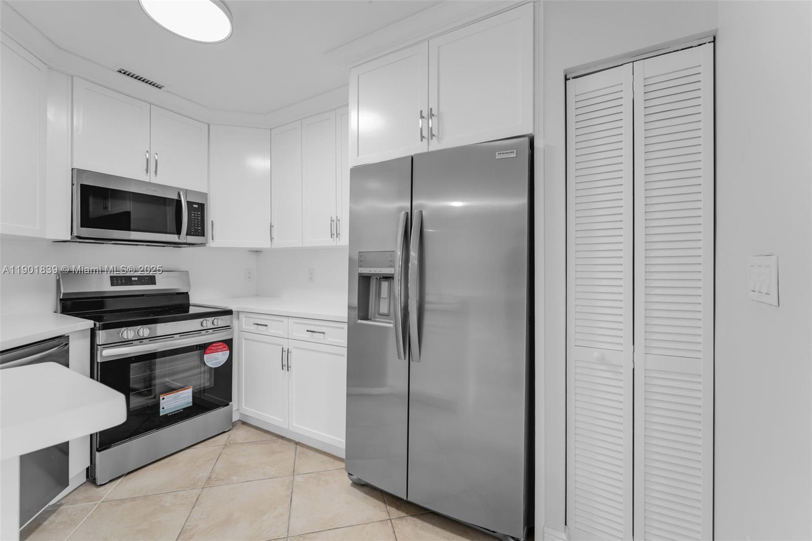 14512 SW 138th Ct Miami, FL 33186