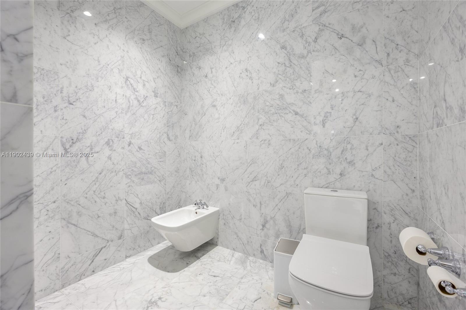 15701 Collins Ave #1402 Sunny Isles Beach, FL 33160