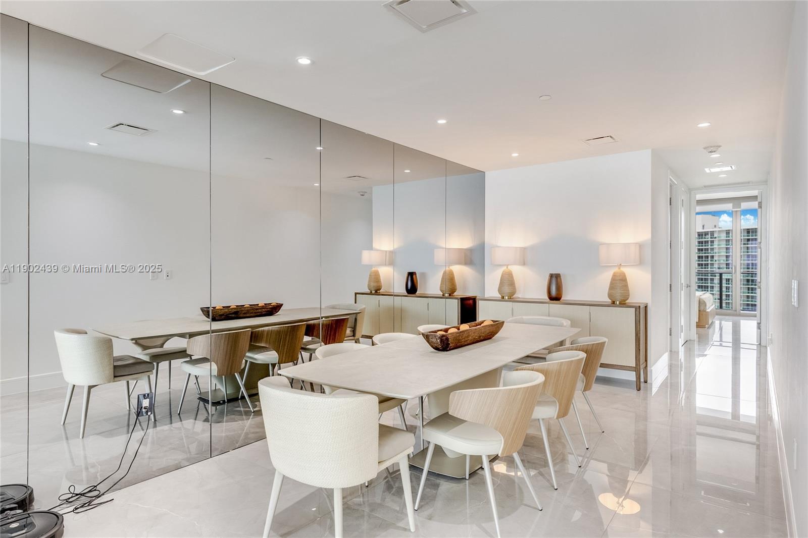 15701 Collins Ave #1402 Sunny Isles Beach, FL 33160