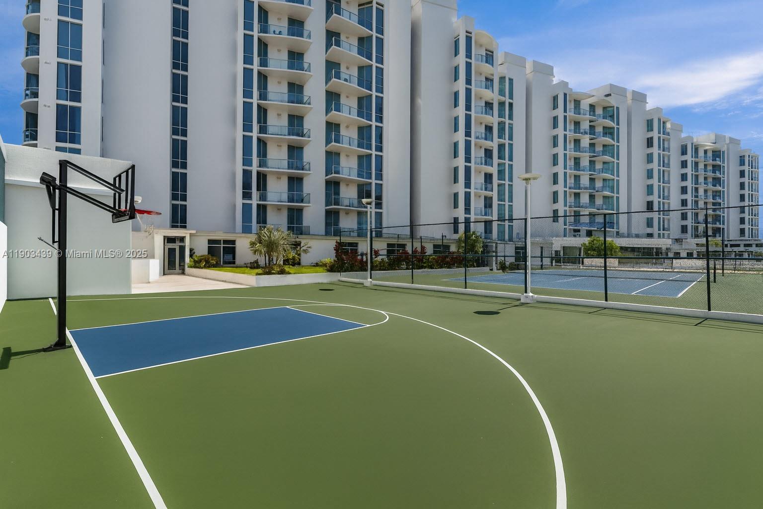 image Uptown Marina Lofts10