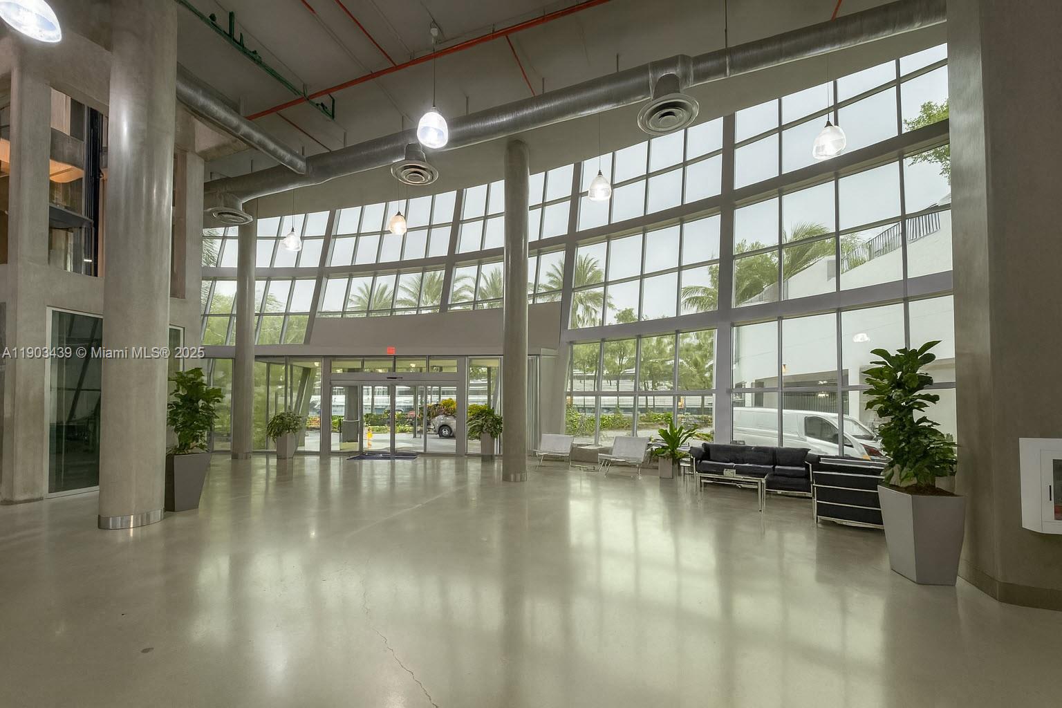 image Uptown Marina Lofts8