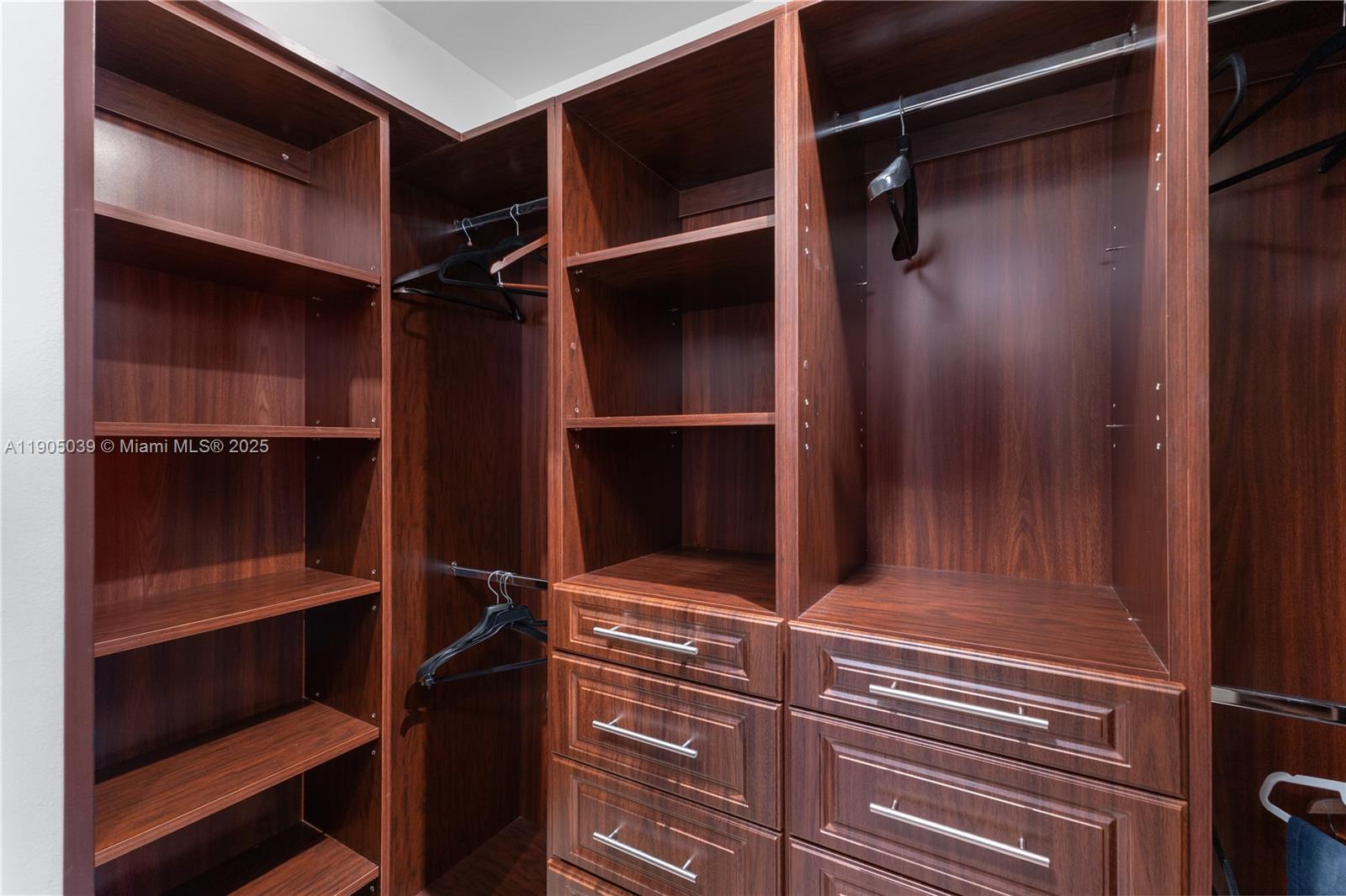 image Trump Palace17