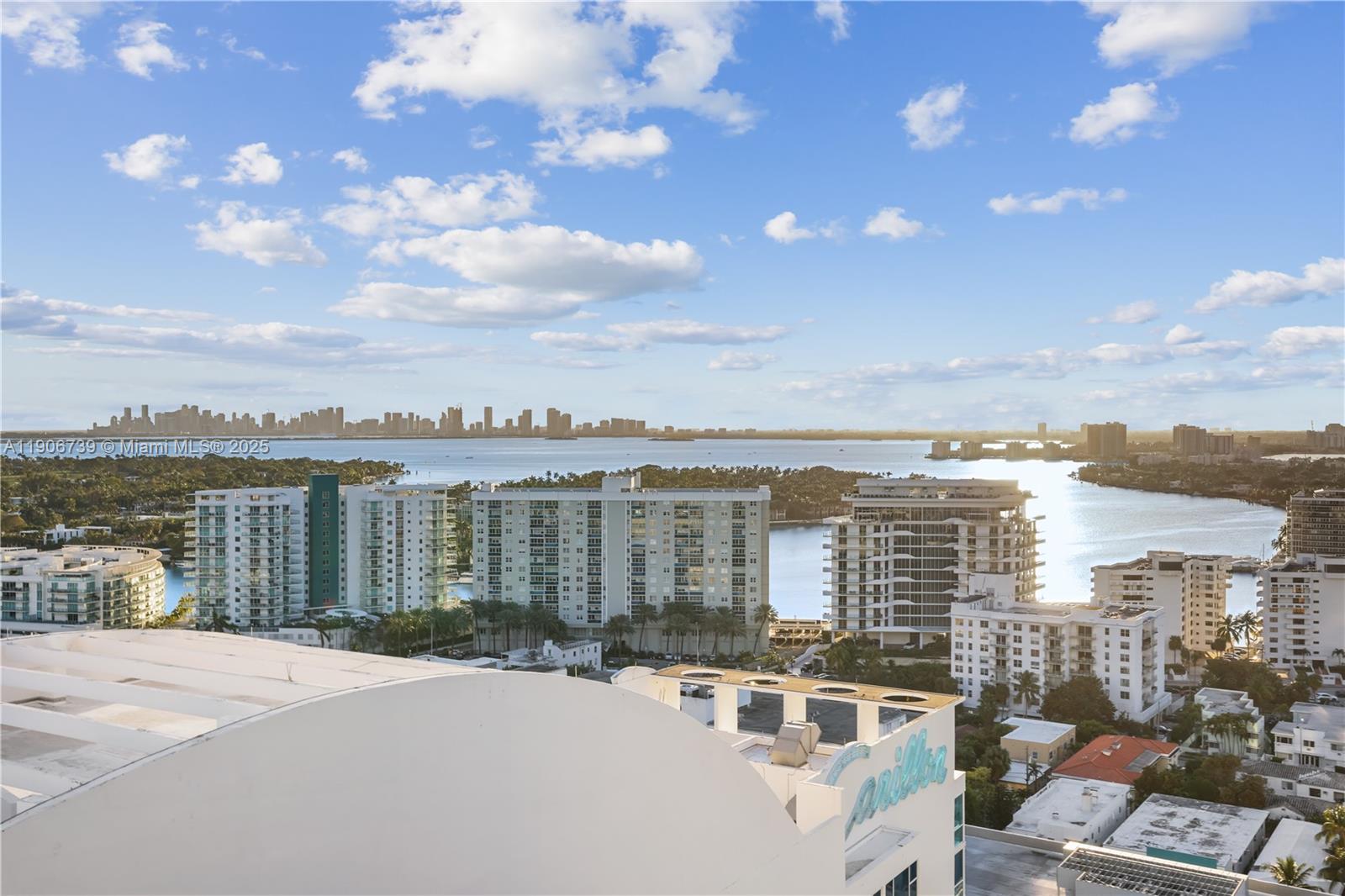 6899 Collins Ave #2208 Miami Beach, FL 33141