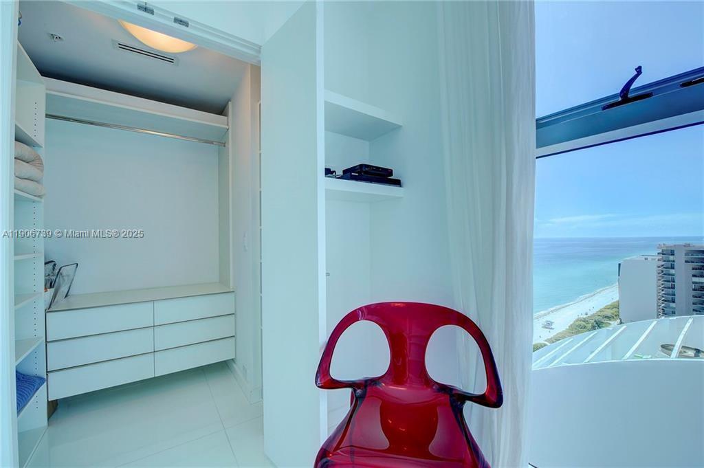 6899 Collins Ave #2208 Miami Beach, FL 33141