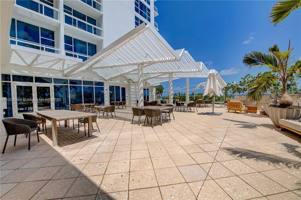 6899 Collins Ave #2208 Miami Beach, FL 33141
