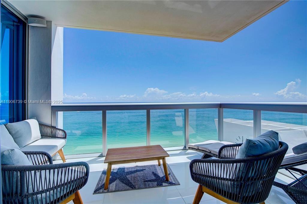 6899 Collins Ave #2208 Miami Beach, FL 33141