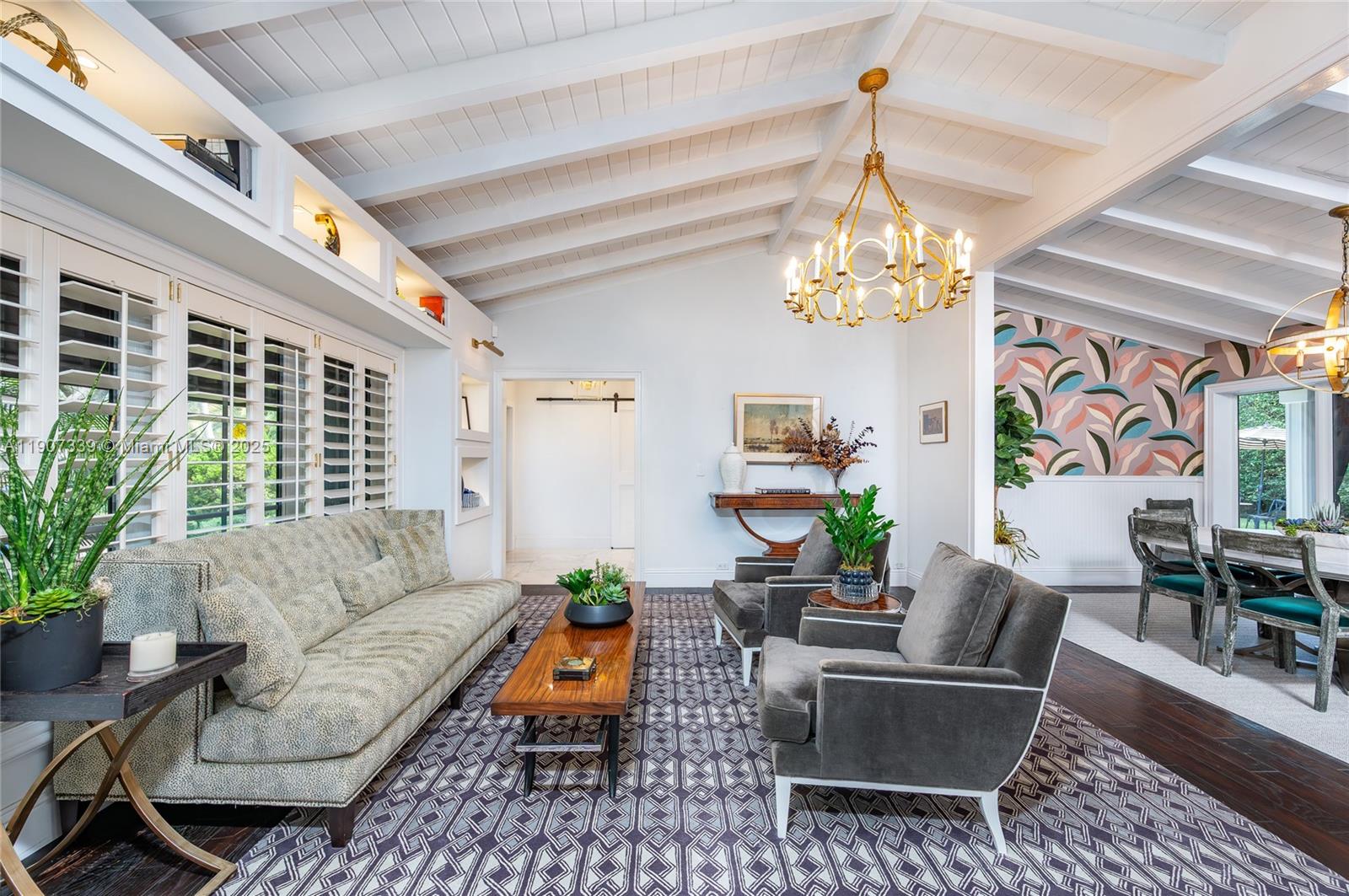 612 Catalonia Ave Coral Gables, FL 33134