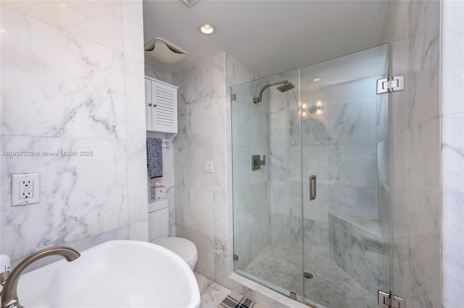 612 Catalonia Ave Coral Gables, FL 33134