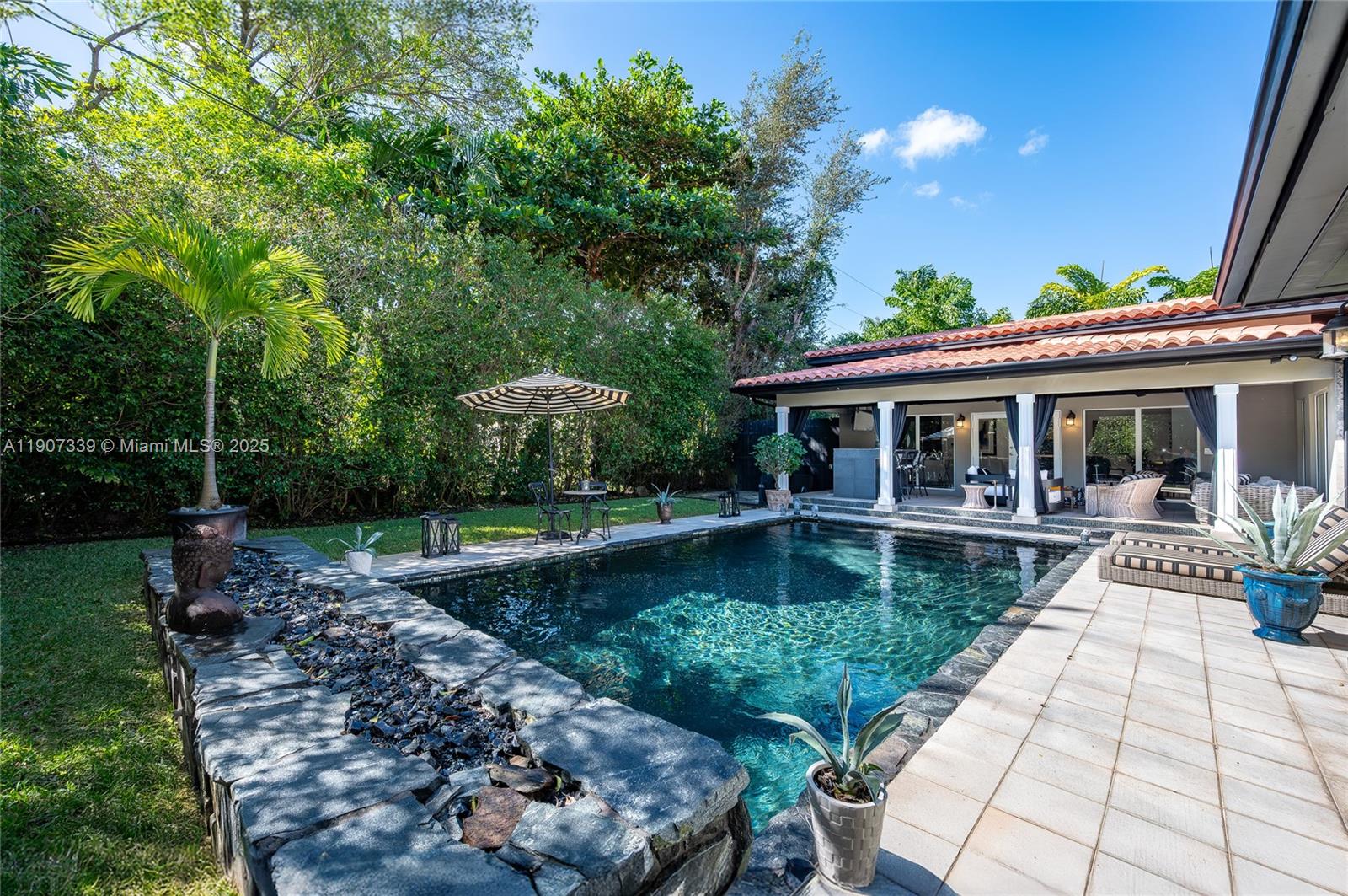 612 Catalonia Ave Coral Gables, FL 33134