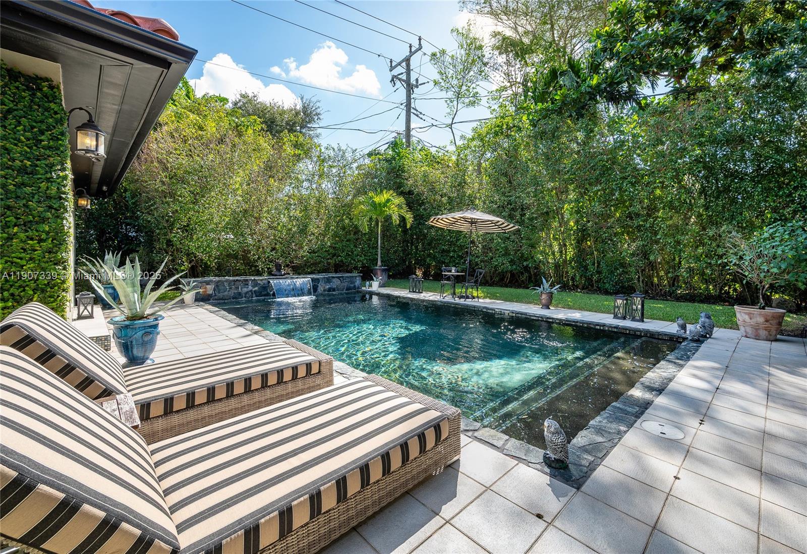 612 Catalonia Ave Coral Gables, FL 33134