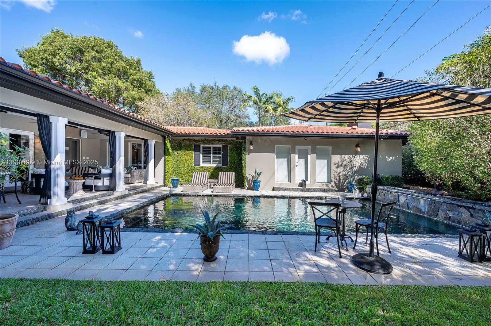 612 Catalonia Ave Coral Gables, FL 33134