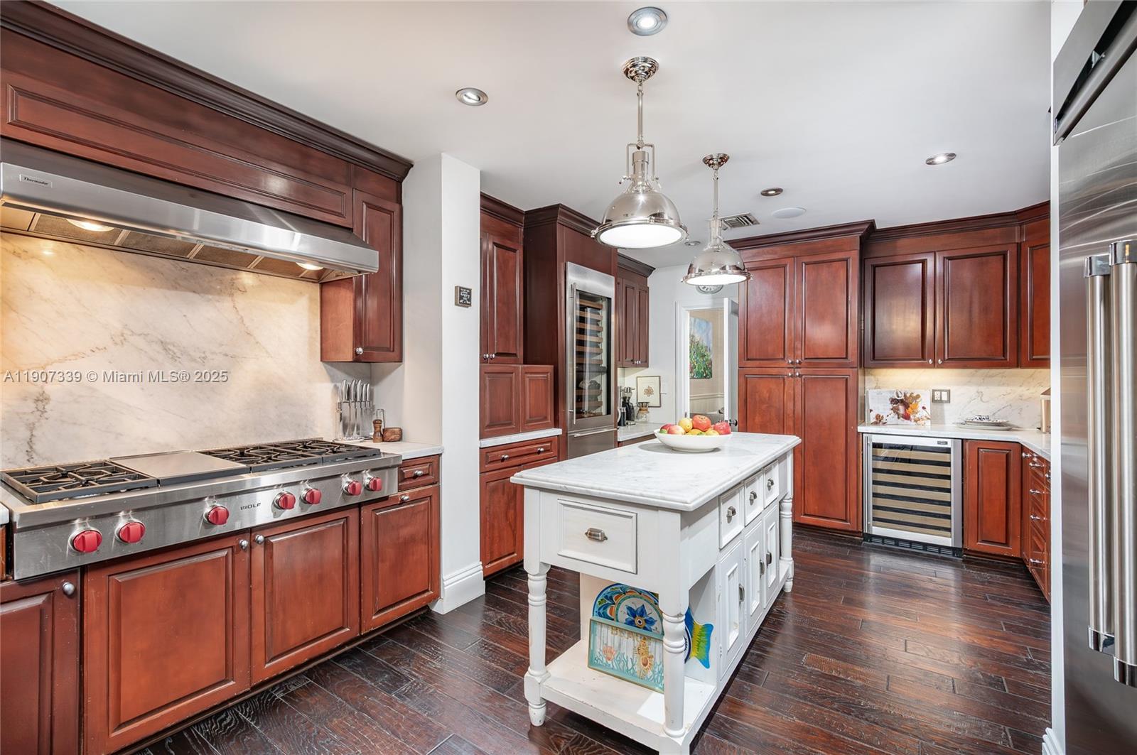 612 Catalonia Ave Coral Gables, FL 33134