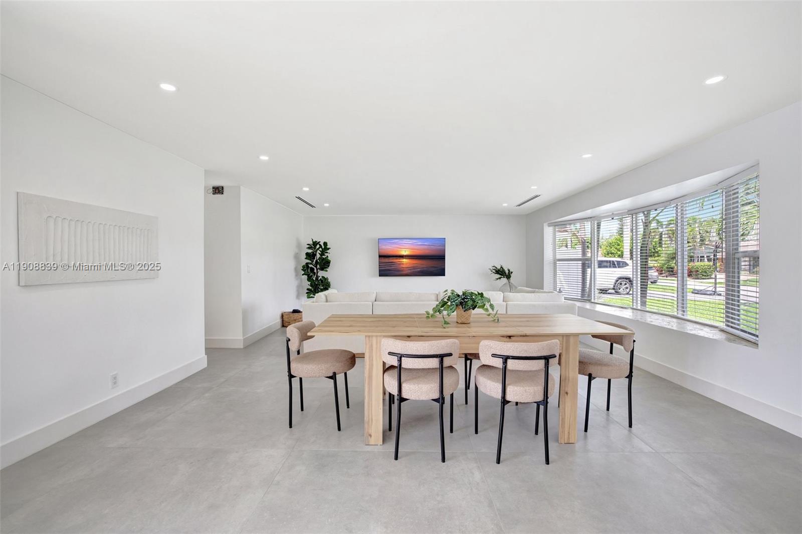 1448 NE 57th Pl Fort Lauderdale, FL 33334