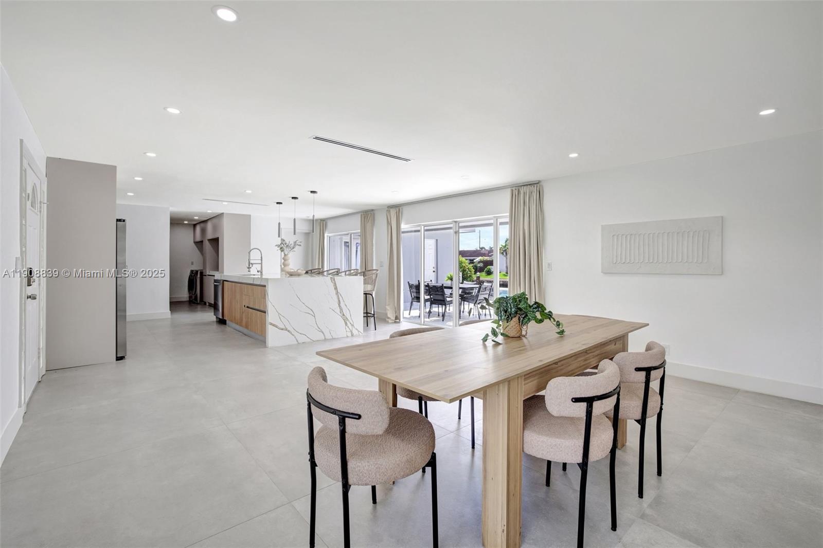 1448 NE 57th Pl Fort Lauderdale, FL 33334