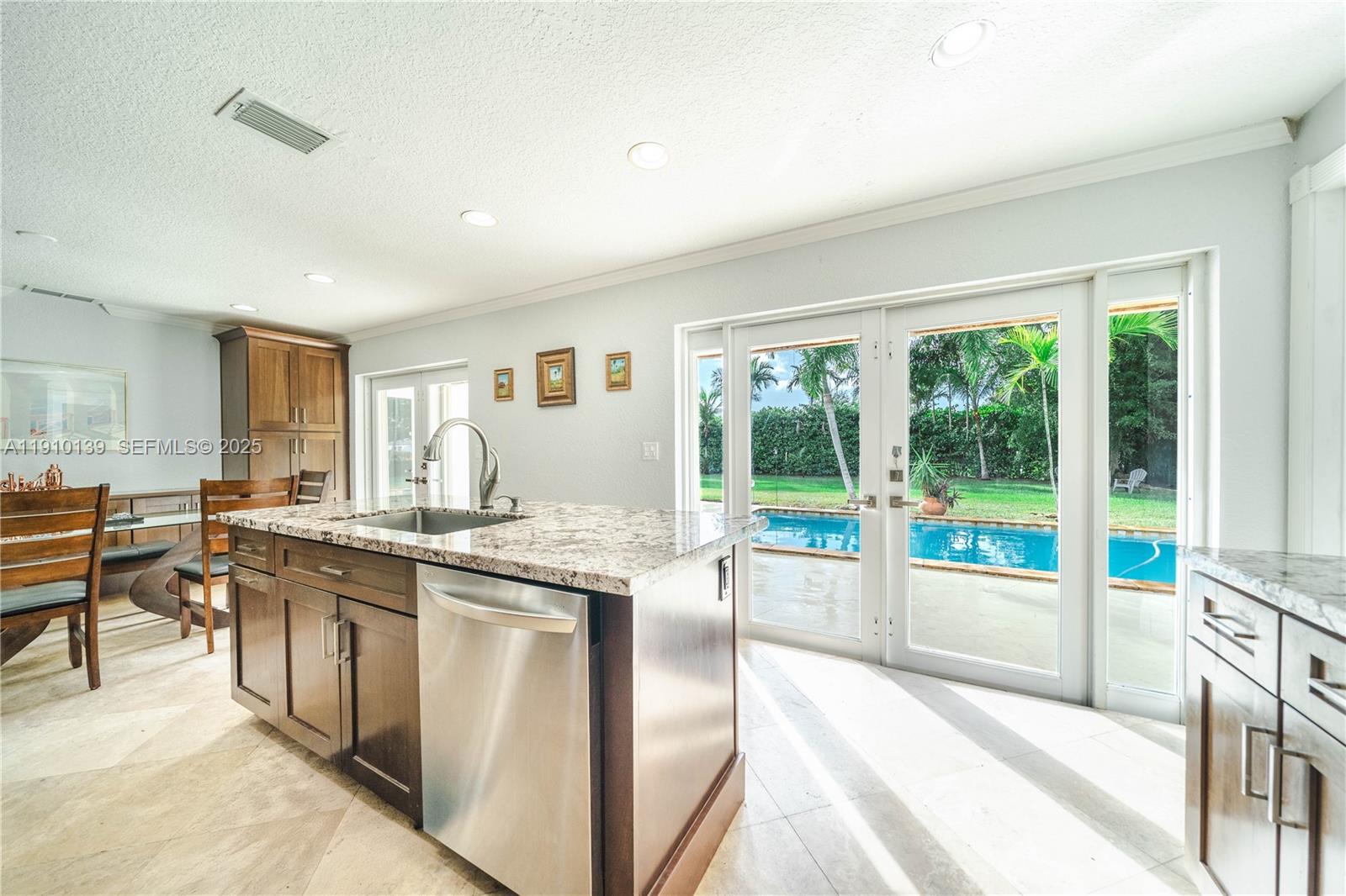 10320 SW 91st St Miami, FL 33176