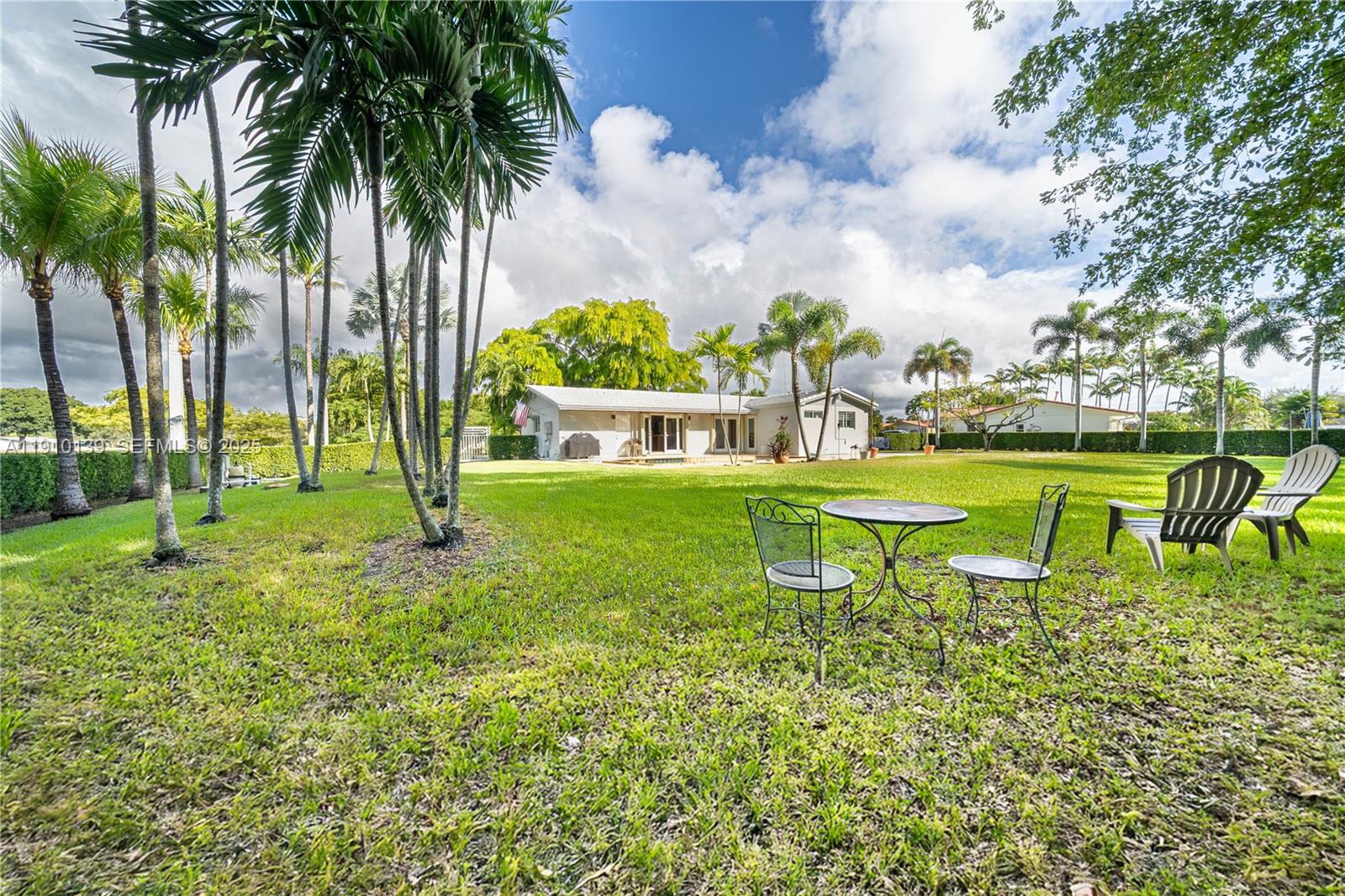 10320 SW 91st St Miami, FL 33176