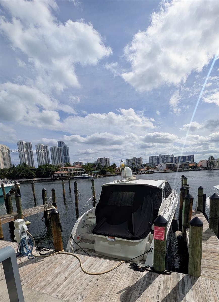 400 Sunny Isles Blvd